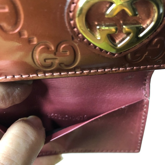 GUCCI 🌼 Authentic Pink Patent Leather GG Link Gold Heart Logo Key/Card Holder - Picture 3 of 15